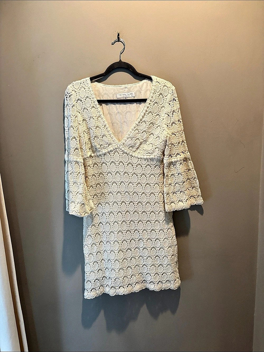 Trina Turk Lace Mini Dress in Cream Size 10